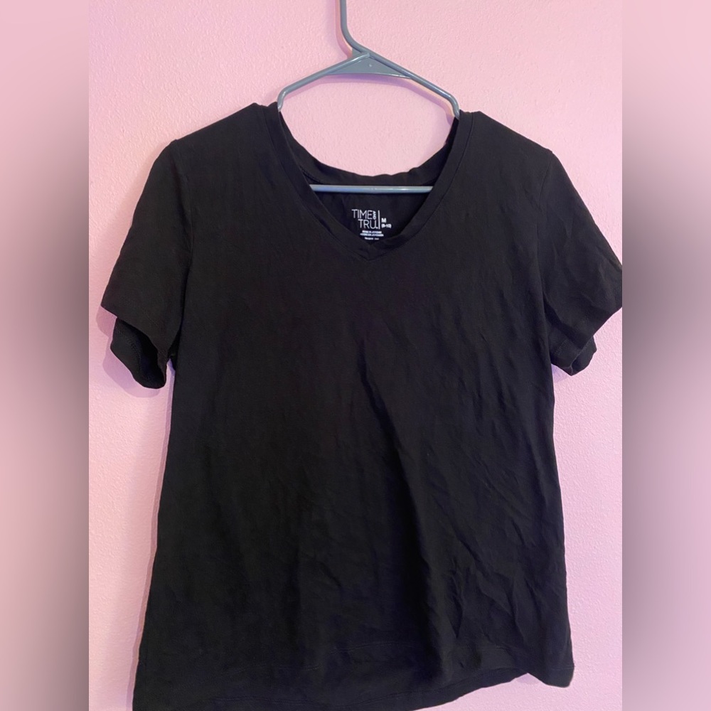 Black medium t-shirt